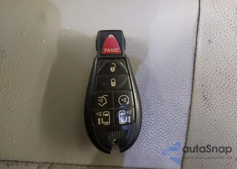 2010 Chrysler Town & Country Touring z USA, uszkodzony, nr VIN 2A4RR5DX2AR149318